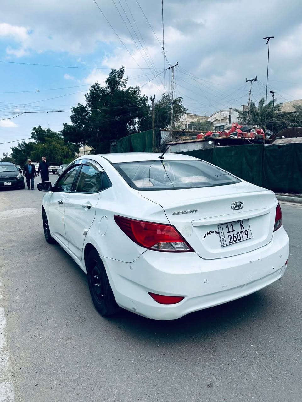 اكسنت 2016
سياره بيه باب مكينه كير مكفولات 
تخم تاير 
صدر جديد 
السياره جاهزه ومابيهة اي نقص 
وحلا من الصور 
رقم بغداد  بسمي سياره
معروضه 90
عنوان بغداد شارع فلسطين
***********
