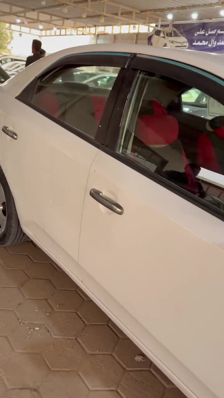 سيراتو موديل ٢٠١١ لون ابيض بيه ٣ قطع صبع مكان السياره نجف رقم أربيل وكاله و تحويل السعر ٧٣ وباستفسار اتصال ***********
