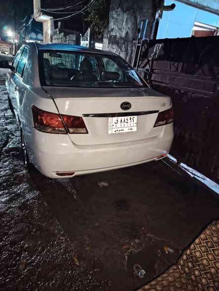 سلام عليكم بي أيدي20013 مكينه كير. مكفول مصبوغه  بيها ضربه من كدام ماليحه العود  رقم بغداد صدر امامي خلفي جيد  رقم *********** سعر ٤٠ بيها مجال
