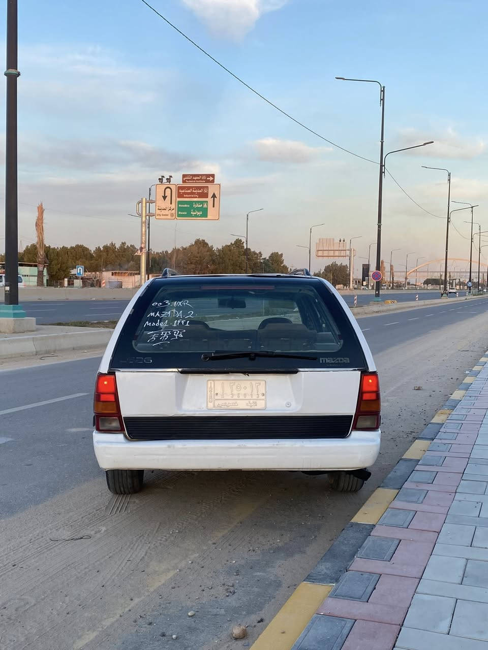 مازده للبيع حجم 626 مكفوله من الضربه والاصوليات فقط مصبوغه عام للجماليه مكينه وكير جدد شرط حداديه جديده تخم تاير جديد كهربائيات كله شغاله غرفه شرط جديده كله استوني مبدله رقم نجف مشروع وطني شرط المداور 
المكان نجف 
السعر 35 وبيه مجال 
للاتصال ***********
غير متواجد عالخاص
