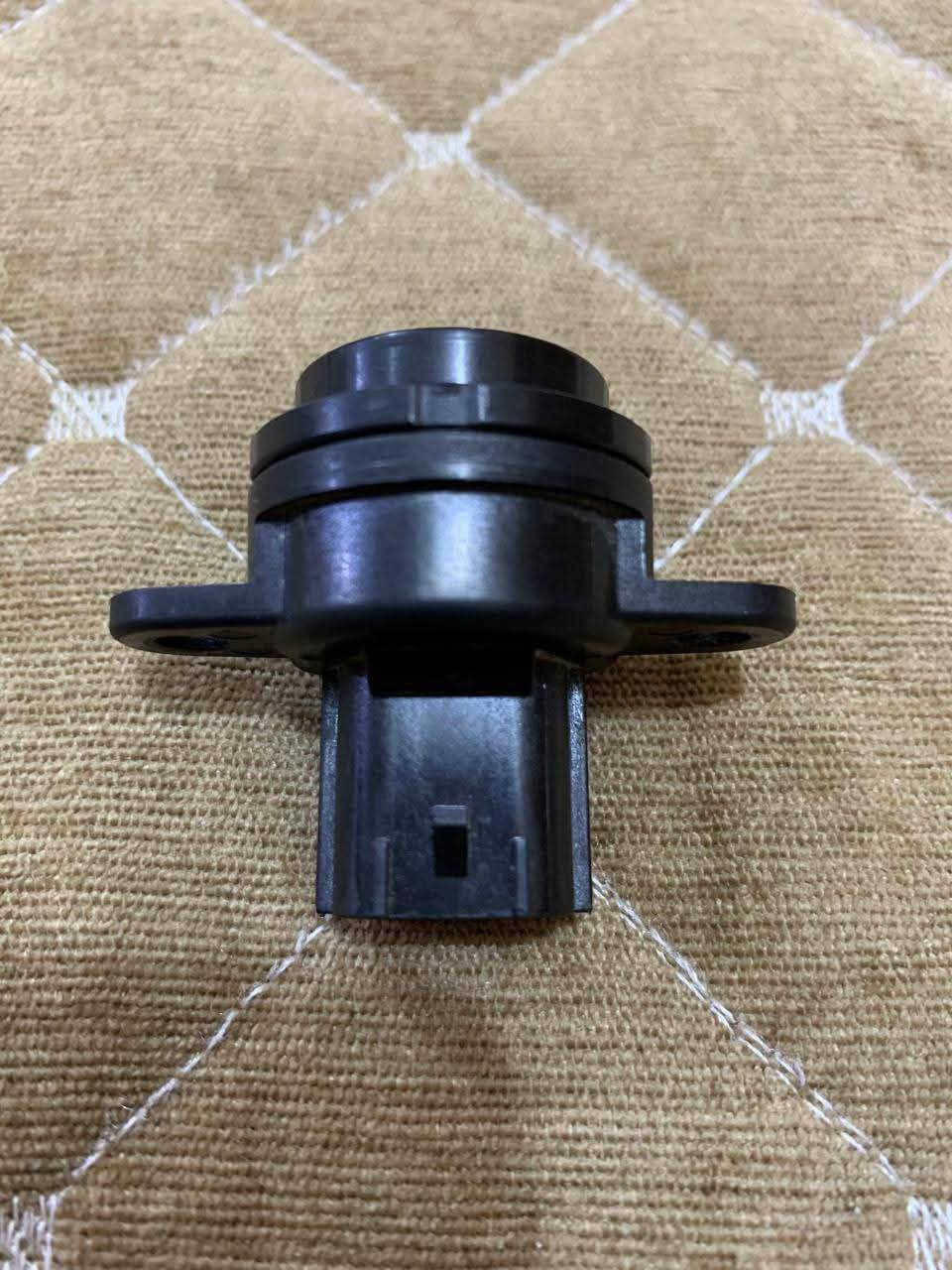 سلام عليكم للبيع تك حساس بوابة كونا 2024-2025 اصلي مال تفصيخ و شغال 100% السعر 35 الف و بي مجال الاتصال على الرقم *********** المكان 
بغداد - الدورة - شارع 60 
يوجد توصيل لجميع للمحافظات
