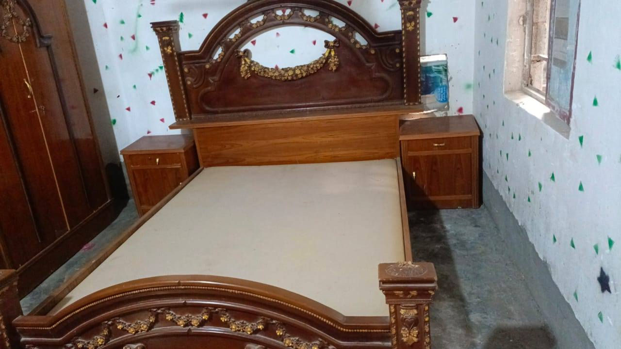 السلام عليكم غرفه اخشاب للبيع عايزها بس جامه مآل الميز السعر 450 بيها مجال


**إذا كنت صاحب هذا الإعلان وتريد حذفه لأي سبب، رجاءا أرسل رسالة إلى الدعم الفني**