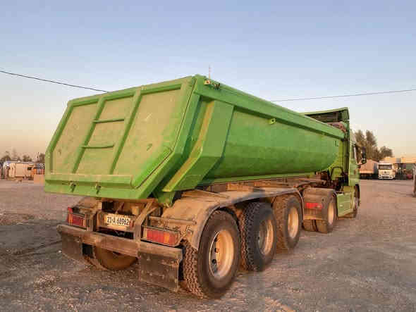 السلام عليكم مان للبيع موديل 2004فول مواصفات كير اوتماتيك ريتايدر هاف كير مكينه بريفان حجم المكينه 430 
بودي ماك نيسان موديل قديم سنويه وهزه كل شي جديد 
لل استفسار اكثر اتصل عل رقم 
***********احمد 
***********نوزادـ***********
