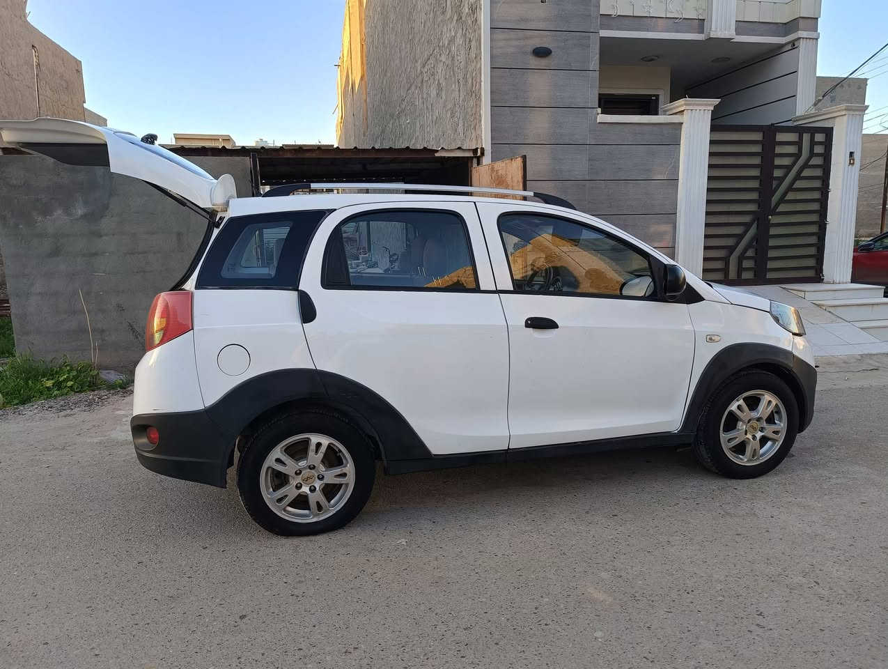 شيري X1 للبيع
الموديل 2014

اللون ابيض

رقم بغداد 

ماشية 73 الف كم

النظافة جيدة جداً 

مكان السيارة بغداد 
السعر 45 ورقة وبيها مجال 

للتواصل على الرقم واتساب 

***********
