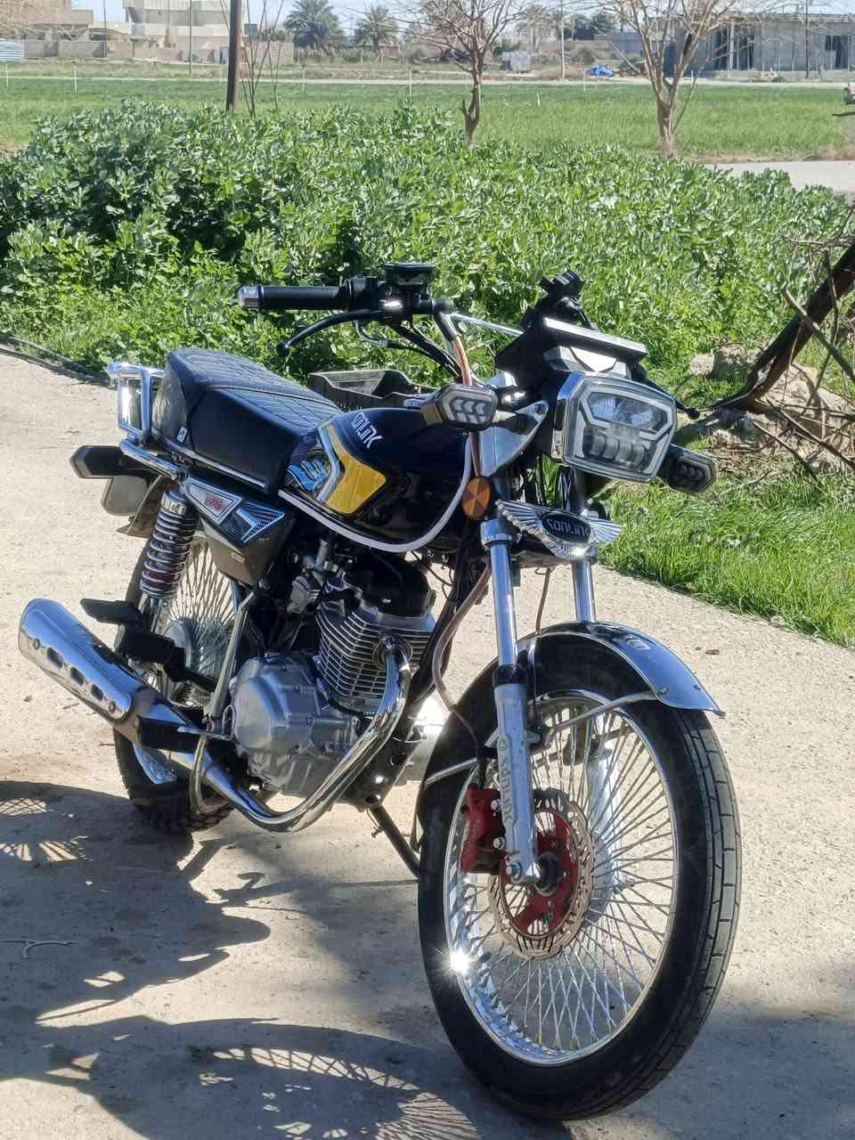 السلام عليكم ورحمة الله وبركاتة 

دراجه تايگر2025  الباب الأول الوزن الثقيل 

الدراجه ماناقصهة كلشي منين ماتجيهة كامله 
مامتعوبه ولامشتغله دلفري ولاهم يحزنون 
الدراجه تريد خيال 
لا اكثر ولا أقل تاخذه ماتحط عليهة ربع
صالنصه كاتم المكينه خرسه

وتجي وتشوف شوف العين ومانختلف 
مكاني تكريت 
السعر 700وبي مجال  حگ الجيه
مكاني تكريت 
***********
