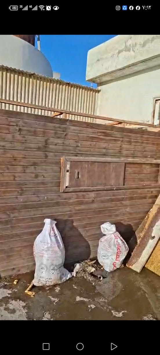 كابينة للبيع تصلح للمزارع و الحدائق او كابينة بيع على الطرقات جميلة و سعر مناسب ان شاء الله


**إذا كنت صاحب هذا الإعلان وتريد حذفه لأي سبب، رجاءا أرسل رسالة إلى الدعم الفني**