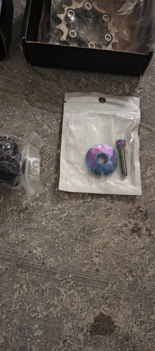 غراض باسكل للبيع شلع ب٢٥ شامل التوصيل
***********
