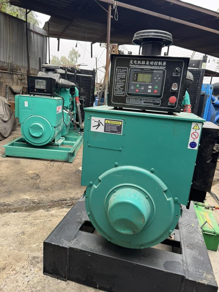 سلام عليكم
كمنز 6 وربع جديد بلادي غير مفتوح 🔓 600KAV اي استفسار اتصل وبيك خير وتدلل 
***********
