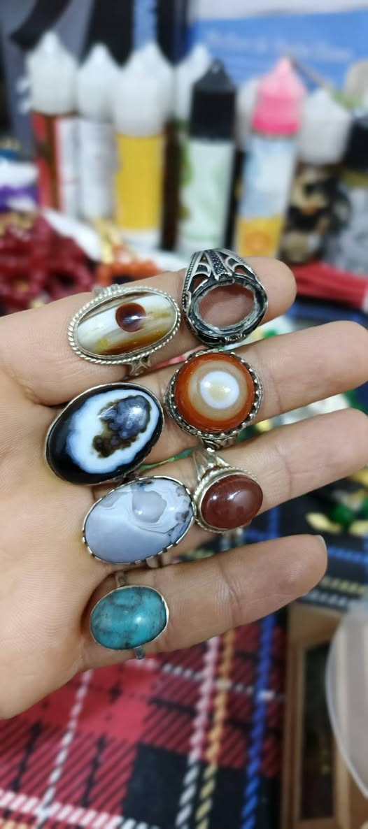 سلام عليكم 
محابس فضه 17
ونحاس 5 
للبيع شلعه او كل قطعه بسعر 
مكاني بصره ماعندي توصيل


**إذا كنت صاحب هذا الإعلان وتريد حذفه لأي سبب، رجاءا أرسل رسالة إلى الدعم الفني**