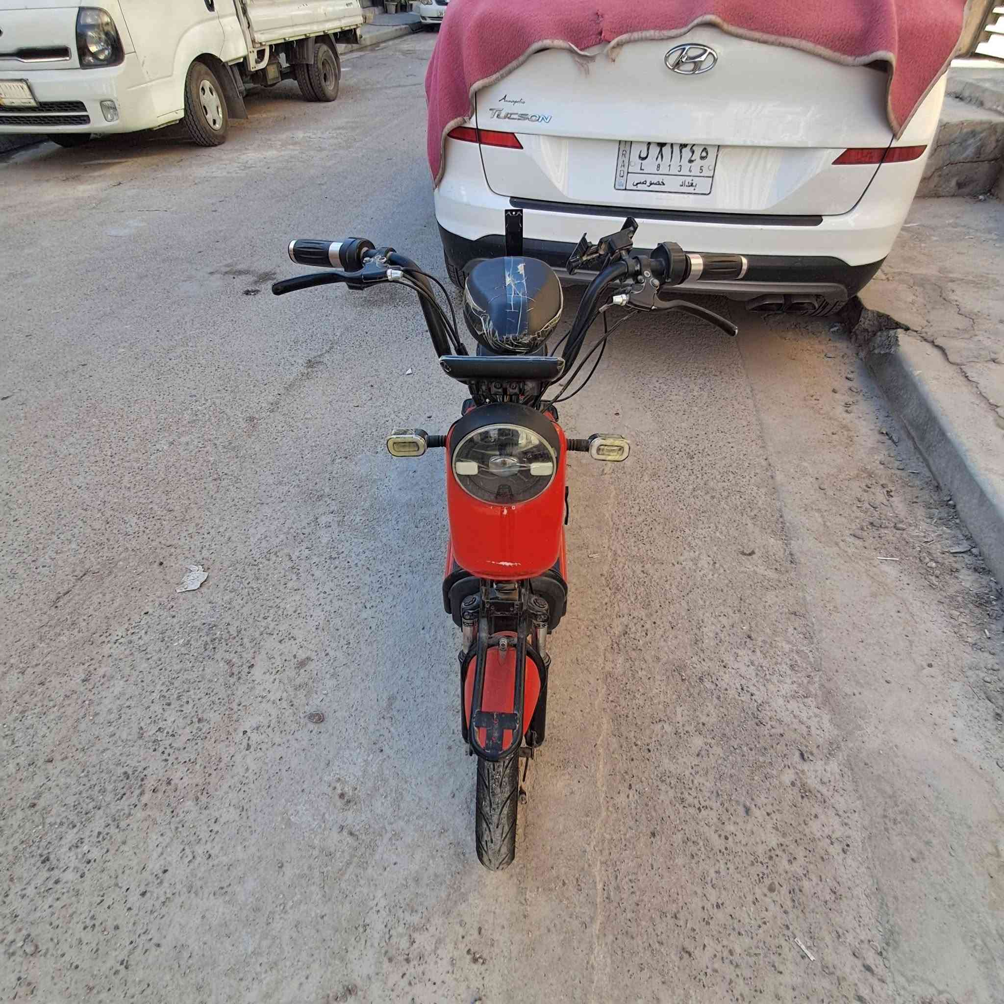 دراجه شحن حجم ١٤بطاريات نص عمر عطلههه عقله دراجه تشتغل بس هورانت اشاير شاشه بلتو شغله كلهه شاحنه سؤيج بصمه تعبك ولا تعبني سعر ٨٠قفل مكاني بغداد البياع حي الجهاد شراي ينصل ؤتساب ***********
