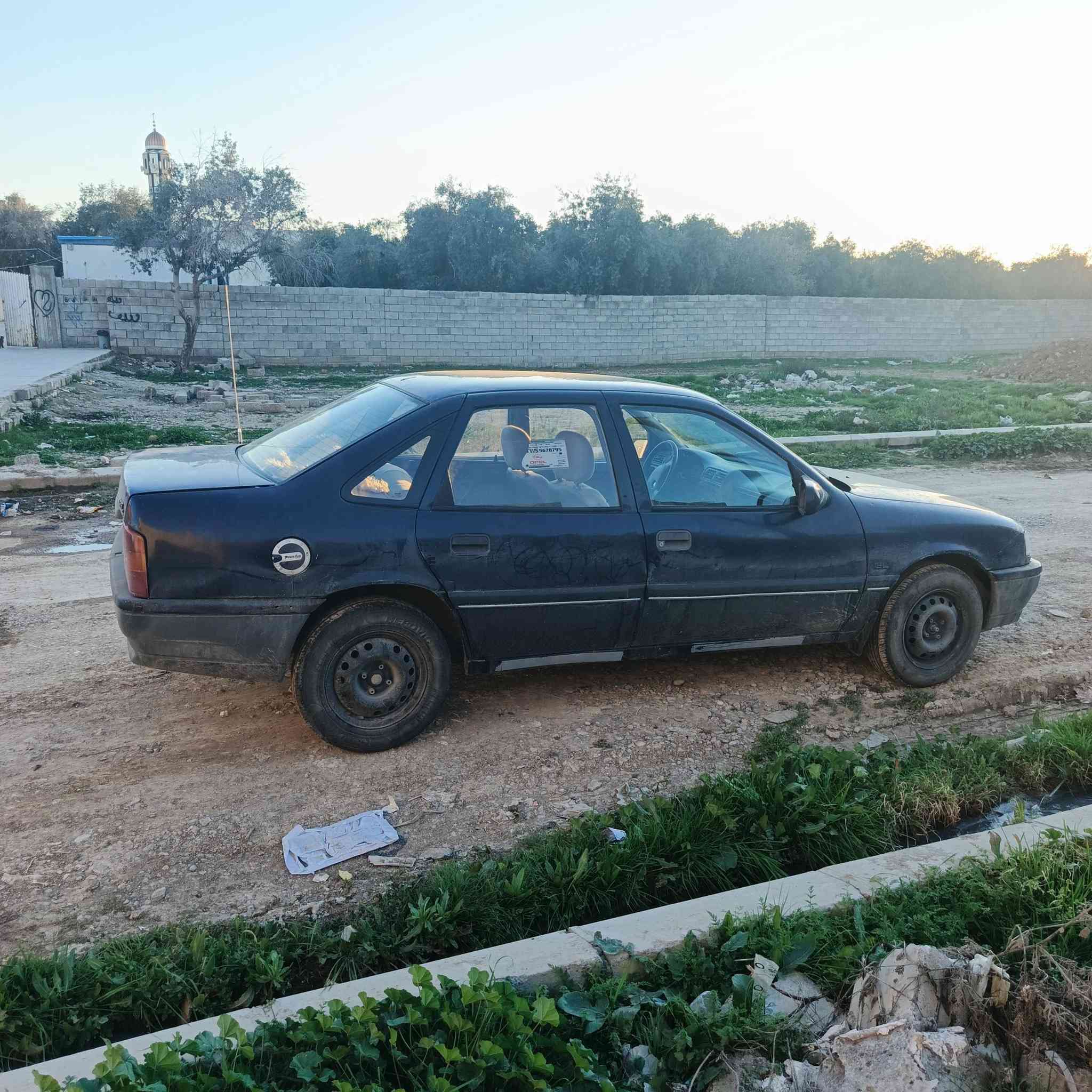 فكتره حجم18 توماتيك  وضع شركه  بدون صبق  بدون تقحيل رقم ألماني كاربون بانزين بيه محرك كير شرط لا صرف ولا نفخ
سياره ستيرن بور  كهربايات كله شقاله تايرات جدد  طخم جديد مبدل سياره مال بيت السعر 44 و بيه مجال قليل عنون  موصل أيسر  حي القاهرة الهاتف ***********(( (((( ***********
