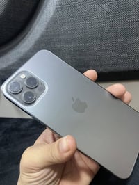 آيفون 12 برو ماكس ذاكره 256 بطاريه 76 بلادي ممفتوح فقط الكلاس مال شاشه...