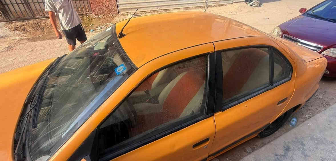 السلام عليكم اعيد النشر بسبب الوعود الكاذبة للبيع سمند موديل 11  السيارة مابيه ولا نقطة اخياس تبريد نقص بس غاز المحرك مجفتة جديد مصبوغة عام اللجمالية  اثر جراد السيارة خير من لله كهربائياتهة كلهة شغالة رقم بغداد انكليزي جديد السعر 29 وبيهة مجال اللطيبين  المكان بغداد الشعب الرقم ***********
