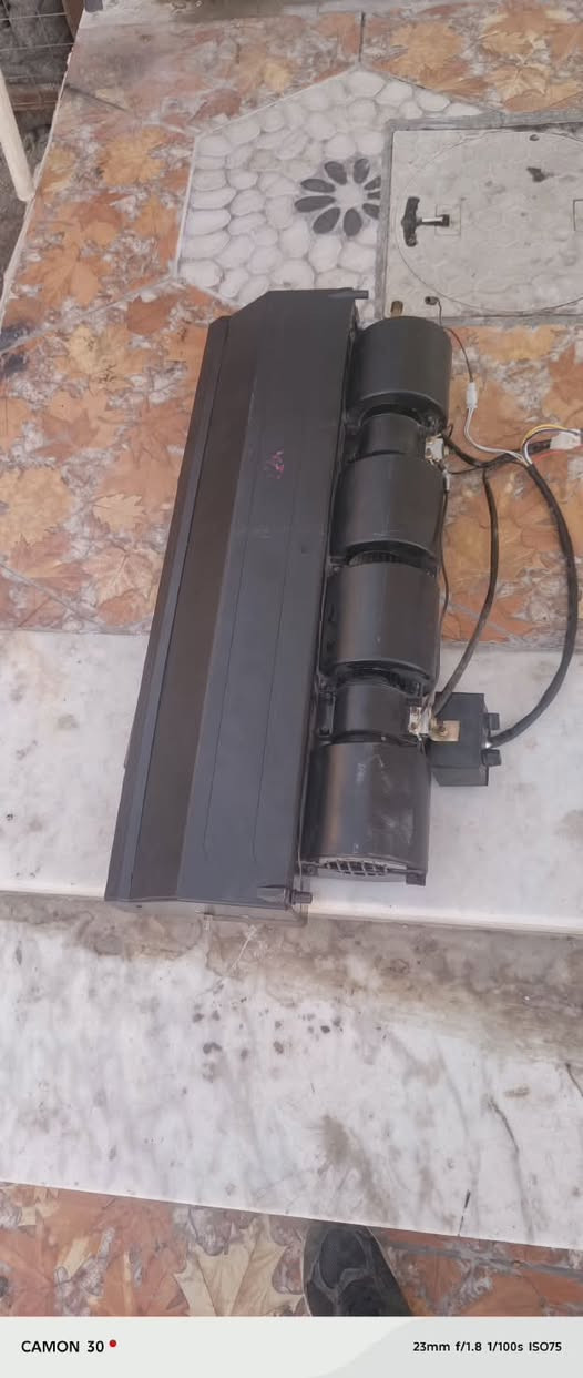 سلام عليكم سبلت لبيع صارله شهر من شدبته مكاني بغداد مدينه الصدر سعر100 وبي مجال هاذه رقم‏‪***********‬‏
