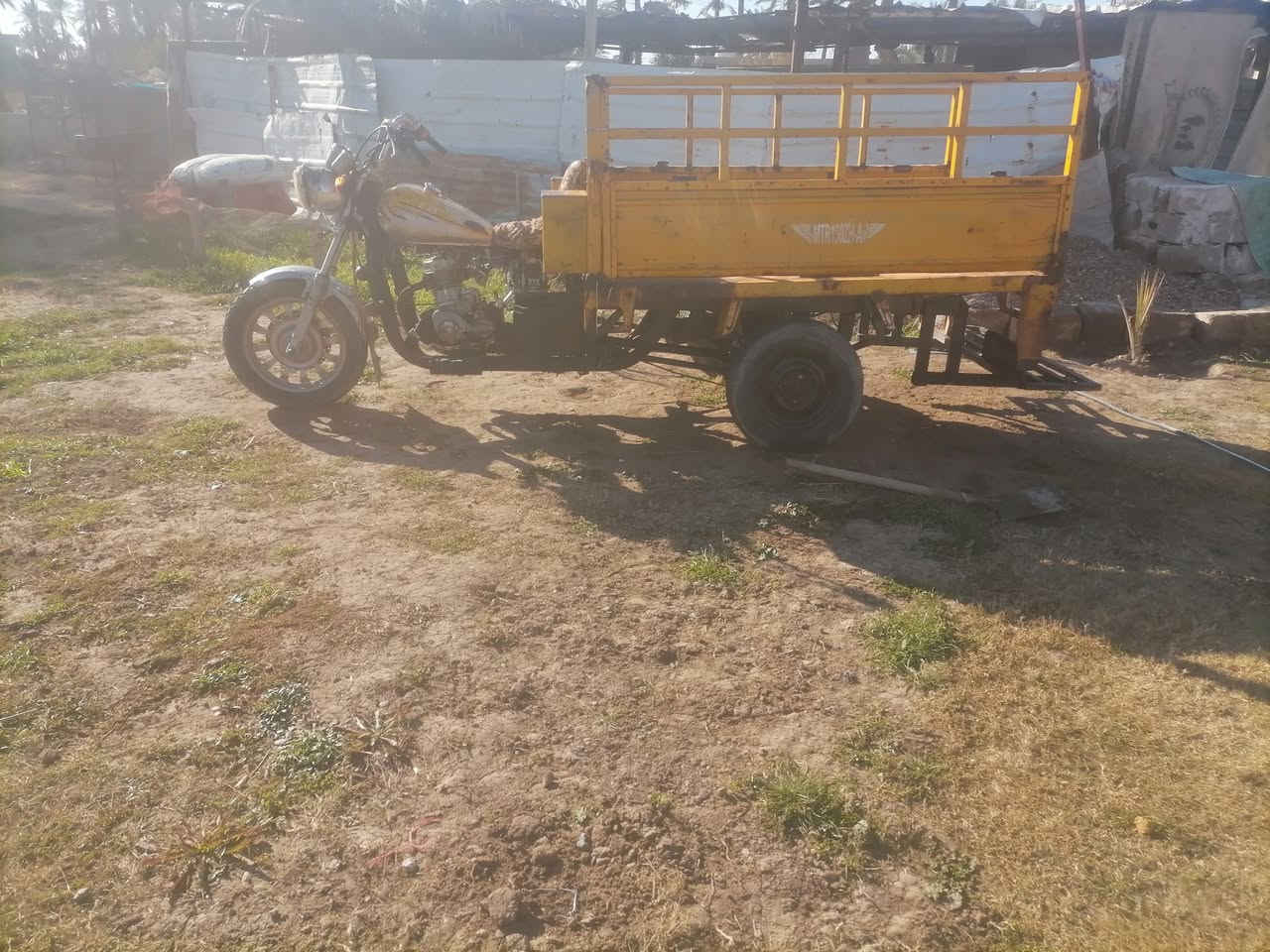 ستوته للبيع المكان الا نبارك الكرمه   ***********
