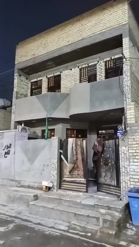 بيت ١٠٠متر للبيع مربع الخطيب الزراعي قرب اسواق ابو مصطفى الفتلاوي الستفسار ***********
