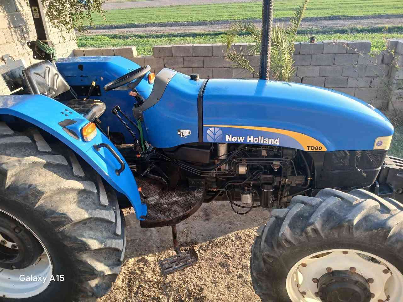 سلام علیکم  نيوهلند٨٠ موديل ٢٠١٥ مكفوله كفاله عامه محرك وكير وكسن  وضع شركه  المكان واسط الصويره ***********
