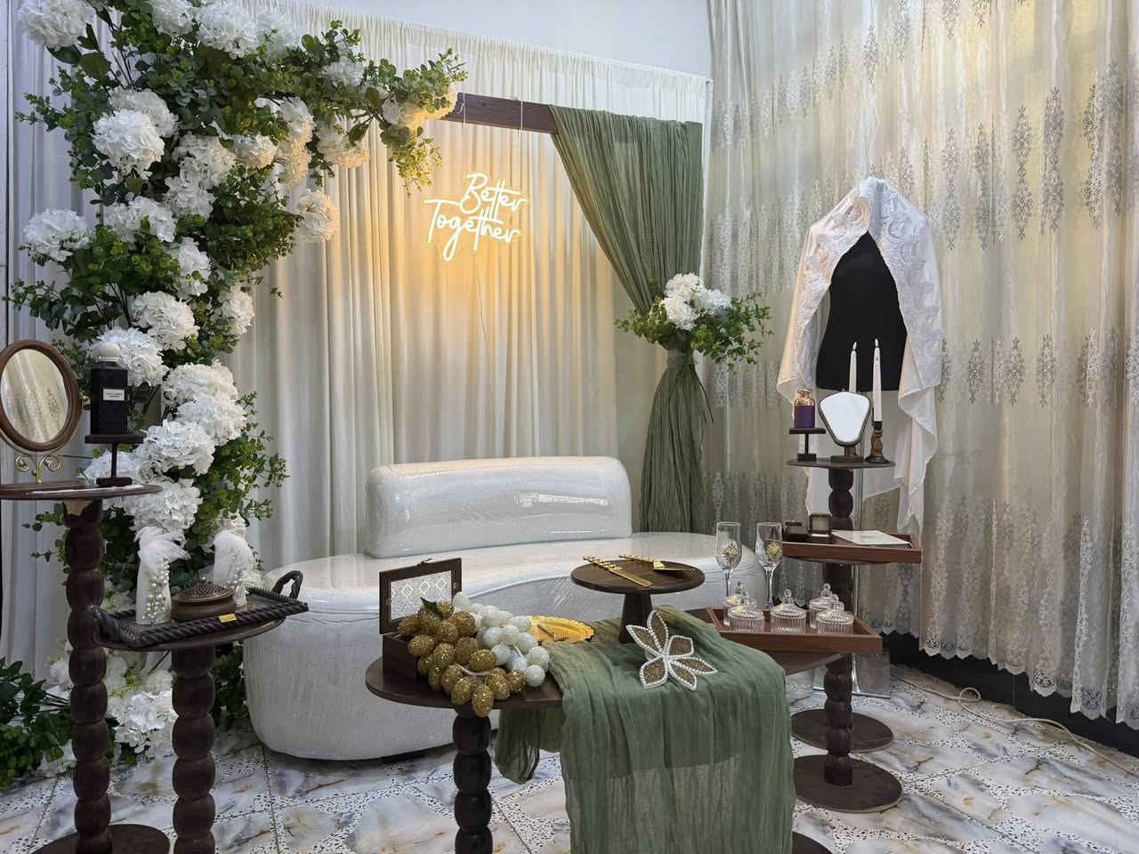 يقدم لكم asnat_koshat3 اقوى العروض 
ليلة العمر تستحق لمسة ملكية ✨
لأننا نعلم أن التفاصيل هي التي تصنع الفرق، نقدم لكم أرقى تصاميم الكوشات في الفلوجة بأسعار تناسب الجميع.
اسنات للكوشة و المناسبات#


**إذا كنت صاحب هذا الإعلان وتريد حذفه لأي سبب، رجاءا أرسل رسالة إلى الدعم الفني**