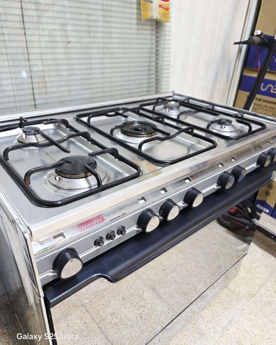 طباخ كلين كاز الاصلي 5 عيون مستخدم قليل جدا وضع شركة ملحقاته الاصلي موديل حديث ستانلس ستيل بالكامل بنظام بوري مغلون وعيون نحاس وبشرط وضمان ✅️
#معرض_الجوهرة_للاجهزة_علي_نشوان💎للعروض خاصة والتخفيضات وبيع #نقد_افساط 
موصل / حي القادسية الثانية مقابل بدالة الزهور مجاور مول الكوثر 
📞***********📞
☎️***********☎️
متوفر توصيل جميع محافظات العراق 🇮🇶
