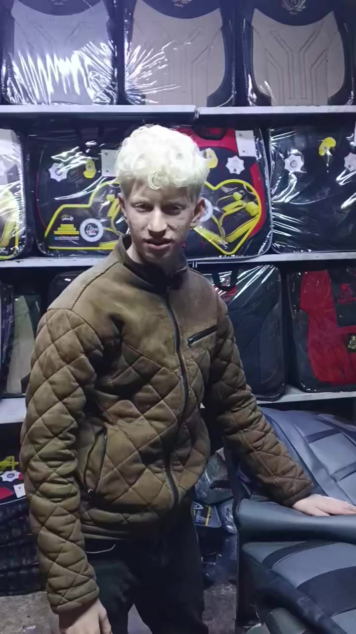 عرض خاص تغليف جلد فصال الاصلي
شرط جلد ياباني السعر فقط 50الف العنوان موصل حي المالية قرب مدرسة القبس كماليات الهاجري ***********
