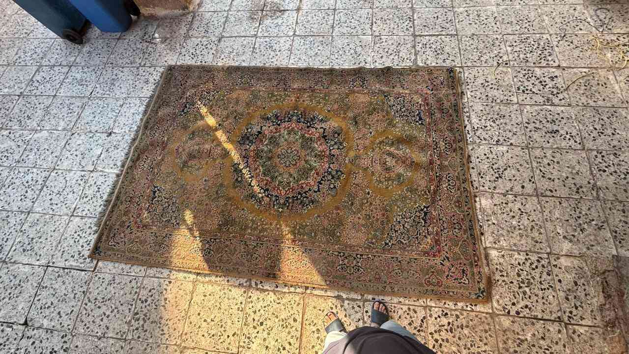 زوالي للبيع نظيفات مابيهن اي ضرر
الكبار قياسهن ٣×٤
للاستفسار ***********
