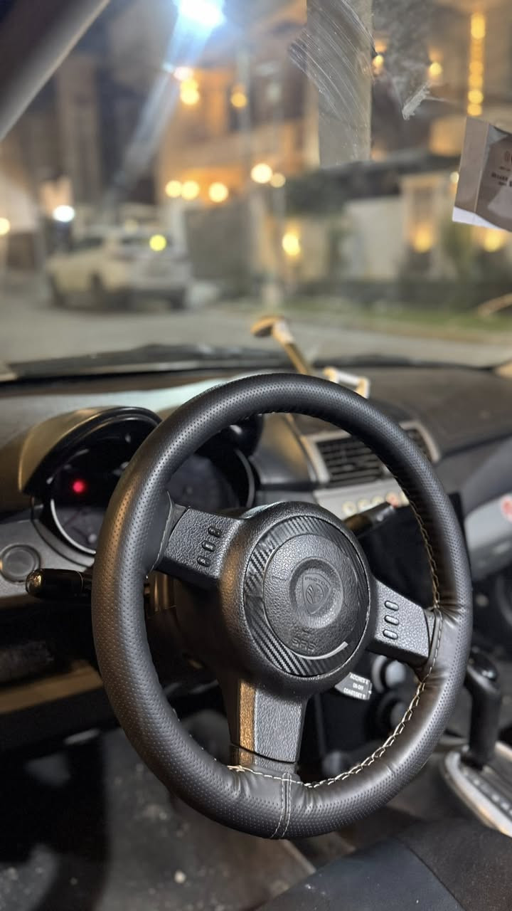 بروتون بيرسونا 2013 كفالة كير ومحرك 10سنوات بيهة شوية من باب الصدر صبغ وشوية من الجاملغ الامامي اليمين صبغ بسعر 68 ورقة وبيهة مجال بسيط 
رقم بغداد وموقعها ببغداد السيدية 
***********
