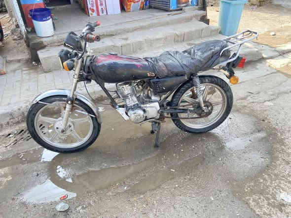 السلام عليكم 
دراجه يراني حربيه تايكر ٤كير 
 موديل2020 مكينه ناعمه لاتبخير ولاتنقيص لانضوح شلعه تخبل مكينه خرسه دبلات شغاله امامي خلفي ظفيره كامله لايت واشاير ودشبول ول جوزه  شغالات 
مكاني بغداد مدينة الصدر 
السعر 275 وبيها مجال انشاءلله 
الرقم ***********
