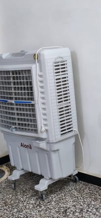 مبردة • حجم كبير • نظيفة