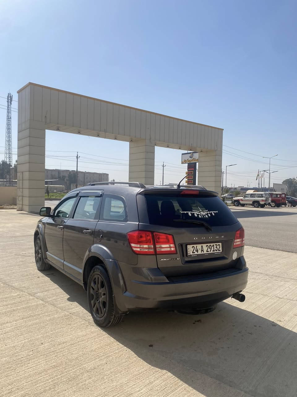 دوج جورني (2018)SE لون نفطي رقم دهوك
وارد أمريكي محرك 4 سلندر (2.4)
شاشه لمس
بلوتوث
بصمه ( تشغيل ذكي )
دەرگا بەسمە (دخول ذكي)
4 بصمات
تعدید سرعه
تحکمات ستیرن
7 راكب تبريد قطعة واحدة 
سياره بدون صبغ بدون ضرر بيها شويه بارد  
ايرباك كله سليم 
استعمال شخصي فقط و بأسمي السياره  
السعر 129 ورقة وبيها مجال 
مكان السيارة اربيل


**إذا كنت صاحب هذا الإعلان وتريد حذفه لأي سبب، رجاءا أرسل رسالة إلى الدعم الفني**