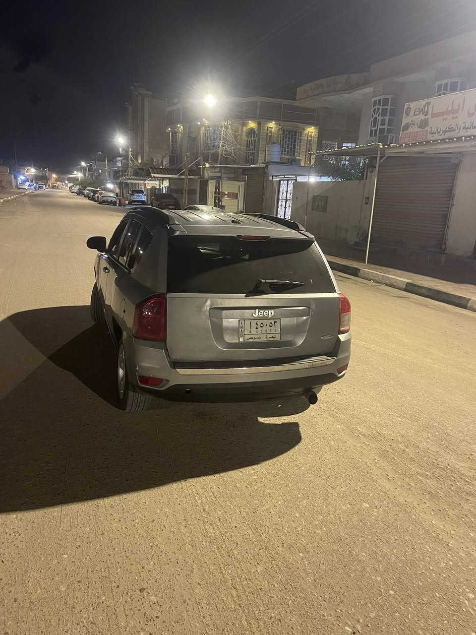 سلام عليكم
جيب كومبارس
مديل 2017
حره
السياره ضربتها باب الصندوك 
السياره ماشيه 84 k فقط
مكينه وكير وتبريد كفاله 
السياره يحتاجلها ترتيب
رقم السياره بصره
مكينه 4
أداخل مالتها كلش نضيف
سعر 110وبيها مجال قليل 
التواصل ***********
