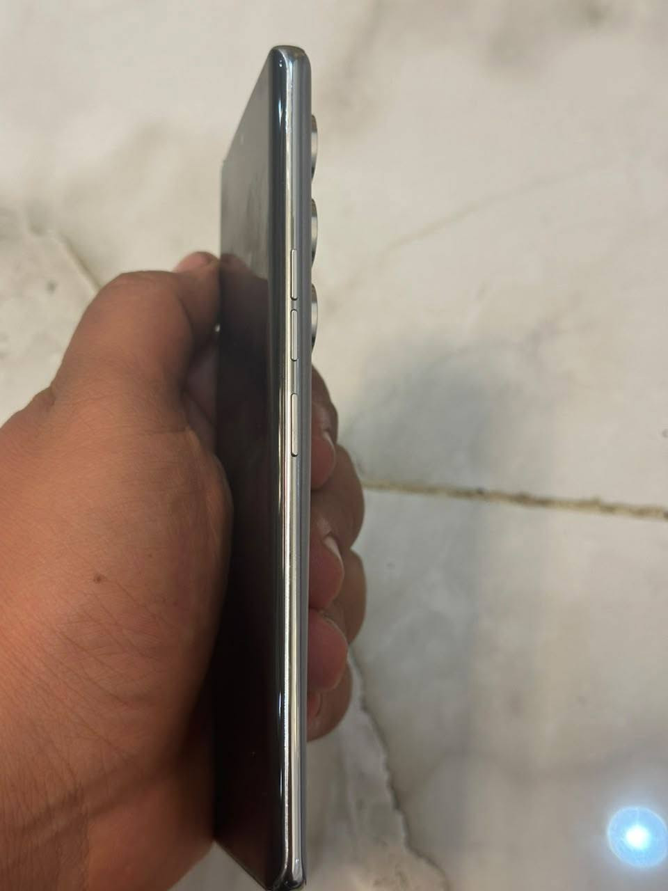 سلام عليكم موبايل لبيع تكنو كامون 40 برو 5G بكان جسر ديالئ القديم هاذ رقم فقط واتساب***********
