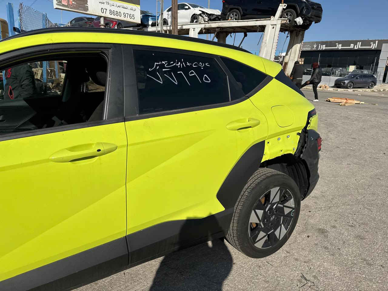 كونا موديل 2024 للبيع ماشيه 8 الف حادثه كما موضح بالصور السعر 155 وبيها مجال مراسله الصفحه او الاتصال ع واتساب ***********
