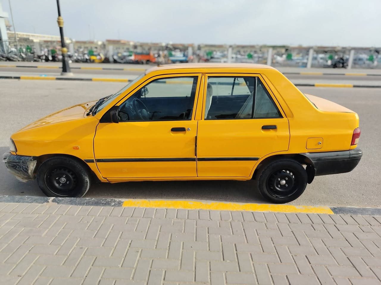 سايبه موديل 18 مكفوله
سياره كفاله عامه
(( صبغ تبديل ضربه مكينه كير تبريد خياسات))
 سنويه  ل 2029 شرط التحويل
سعر  37$
***********
