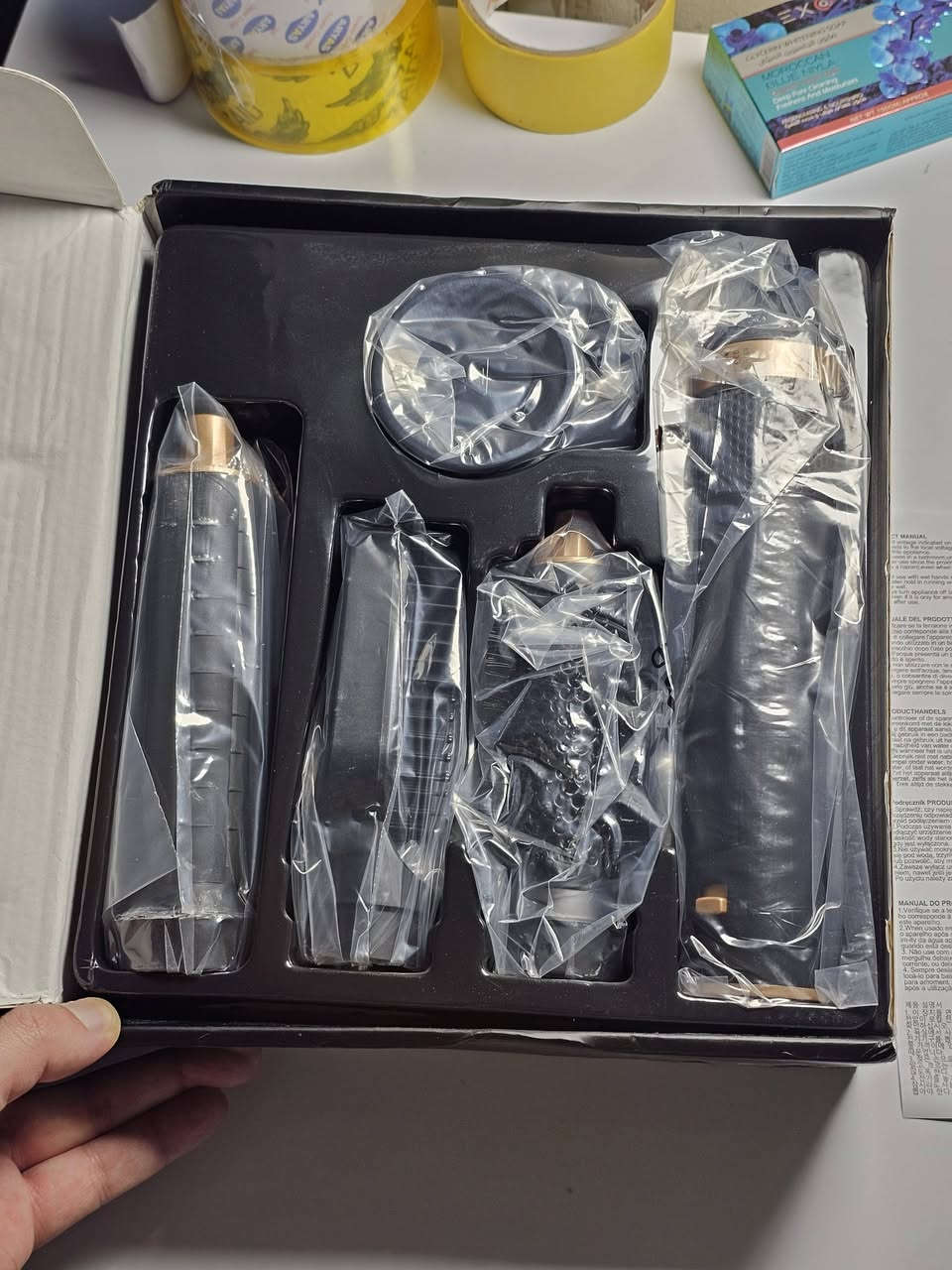 قطعة تجنن ٥ في ١ هوه سشوار و كاوية و مجفف وكفوف وكتيبات التعليم كلها مرفقة و كلشيء تردوه موجود راقي جداً متوفر قطعة وحدة فقط جديدة لوك وسعرها ٣٠ الف على أول تم


**إذا كنت صاحب هذا الإعلان وتريد حذفه لأي سبب، رجاءا أرسل رسالة إلى الدعم الفني**