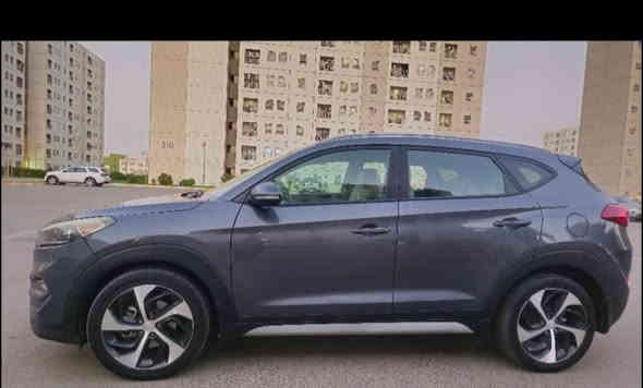 توسان ٢٠١٨فول عده الفتحه رقم بغداد حادثه جاملغ الايمن وشويه من البنيد بدون دواخل السياره نضيفه ماشيه ٧١الف السياره ماماشيه بلنسبه الخواته مكاني بغداد الجديده سعره ب١٦٥وبيه مجال بسيط 
***********
