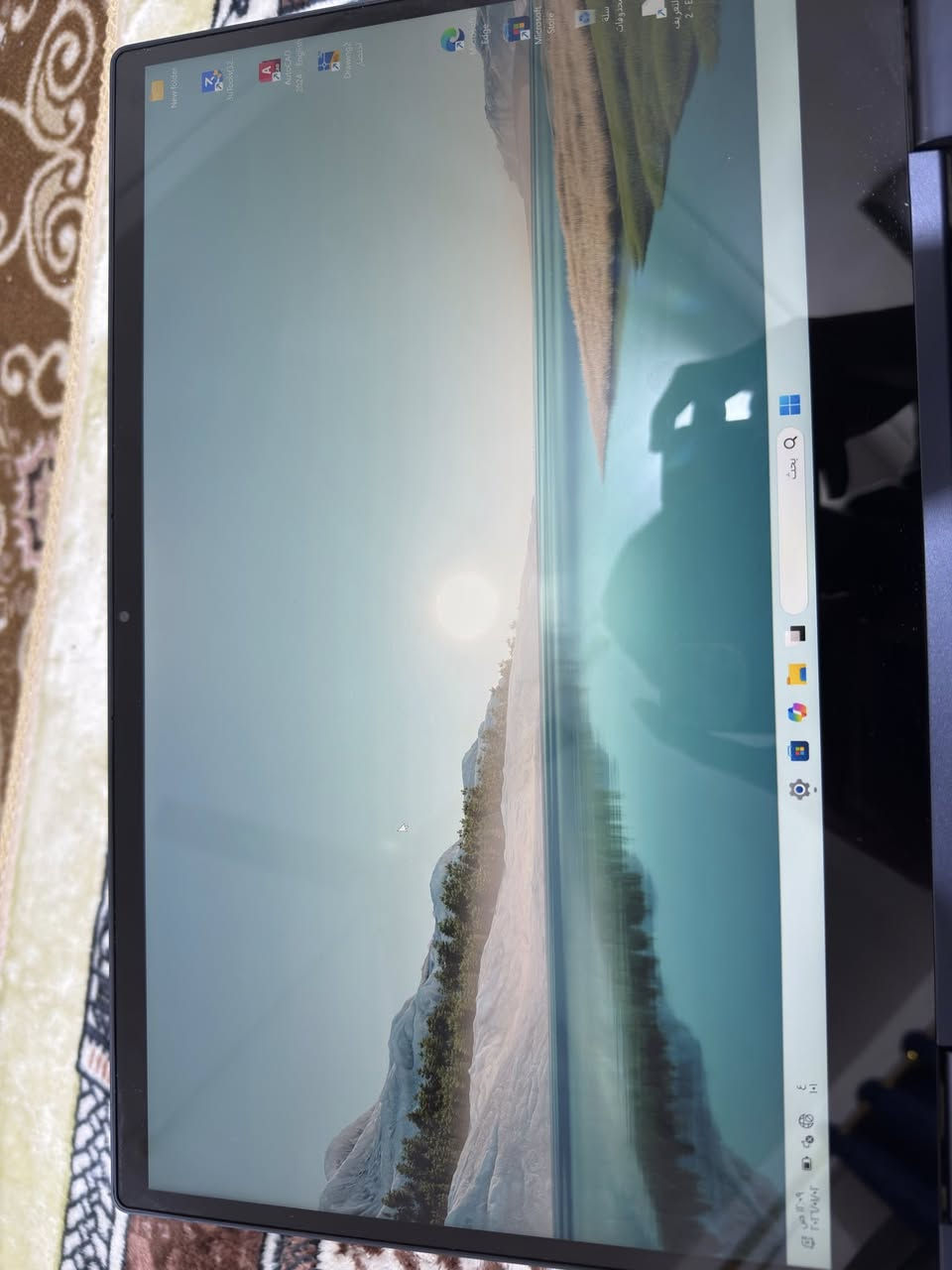 سلام عليكم لابتوب للبيع
Lenovo Yoga Chromebook C630

لابتوب لينوفو 3in1 قلاب 360 درجة + لمس + 4K

i7-8550

كرت شاشة 8 كيكا 620

هيكل من معدن ليس بلاستك 

حجم شاشة 15.6 IPS  4K

رام 16 سرعة 2400

ذاكره 128

يدعم خاصية HDR

وندوز 11 

بطاريه بحالة فوق الجيدة 

كيبورد عربي إنكليزي 

مخرج Type-c 2

مخرج  sd 

مخرج USB 1

مخرج اوكس 

كامرة بدقة HD
 
ملحقاته كارتونه فقط بدون شاحن تكدر تشحنه أي شاحنه جوه 45 واط تايب سي 

مابيه أي مشاكل فقط صوت يرادله تعريف فقط 

توصيل موجود لجميع المحافظات 

سعر 300 و بيها مجال

مكاني نجف كوفة حي متنبي تواصل ***********
