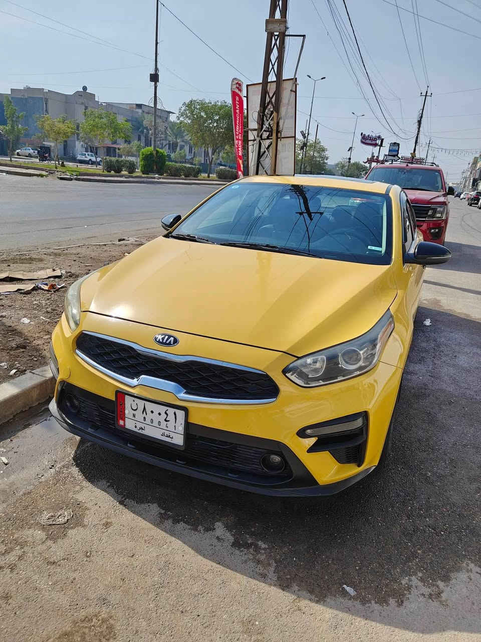 تحيه طيبه السلام عليكم
كيا فورتي 2021 EX

فول مواصفات  
مكينة 2000 دوش 

جديد عل ايدي 

مآل بيت ماشتغل بيها 

ماشبه 59 ميل 

مصفره ملاحظة بيها منظومه غاز 

انكر سلف اطلع شارع 

رقم بغداد باسمي تحويل مباشرة سنويه 2027

السعر 143  ورقه وبيها  مجال بسيط 

اي استفسار 

***********

مكان بغداد حي جهاد
