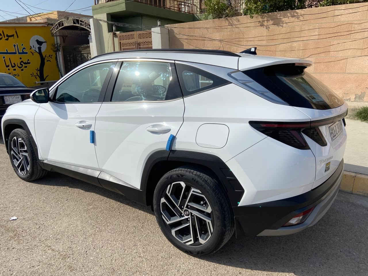 هونداي توسان 2025 🤍
🤍 HYUNDAI Tucson 2025 🤍
🚘 خليجي كفالة عامة
🚘ماشية 28 الف كيلو 
🚘 موديل 2025 
⚙ حجم المحرك 2.0L 
⚙ مرتبط بناقل حركة أوتو 6 نمر 
⚙ يبلغ عزم الدوران 192 نيوتن/ متر 
🐎 بقوة 156 حصان 
🔑 مفتاح التشغيل بصمة 
🔑 تشغيل عن بعد
📍حساسات أمامية 
📍حساسات خلفية
💡لايت زينون + LED 
🔦 كشافات 
🔦 بك لايت LED 
🚘 دخول بصمة ذكي 
🛞 حجم الاطار 235/50R19 
🛞 ويل كب 19
✨ اشارة في المرايا الجانبية 
✨ المرايا قابلة للطي كهرباء 
🌧 ماسحة خلفية 
🎈عدد AIR BAG 2
🚗 هاند بريك كهرباء
‏🚗ABS 
🚦فتح صندوق كهرباء 
🖥 دشبول شاشة ديجيتال متصل 
🖥 شاشة Apple Car play 
📷 كاميرا دوارة 
🛣 مثبت السرعة Cruise 
🎶 المودات والاوامر الصوتية 
🎶 ا Bluetooth / USB 
🔋شاحن هاتف Wireless 
⚡مخرج منفذ الطاقة 
🔍فحص نظام السيارة 
💺حركة المقاعد الأمامية كهرباء 
💺 تبريد المقاعد الامامية
💺 تدفئة المقاعد الامامية 
👶مثبت مقعد الطفل ISOFIX
 ❄ قطعتين تبريد  
🚘 أوضاع القيادة Drive Mode 
🚘 ا ECO / NORMAL / SPORT 
🚘 أوتو هولد Auto Hold 
⛷ نظام مانع الانزلاق 
⛰ نظام نزول المنحدرات 
🚘 تطعيم الدواخل ألمنيوم 
السعر 💵 237 وبي مجال  
للاستفسار 📲 ***********
