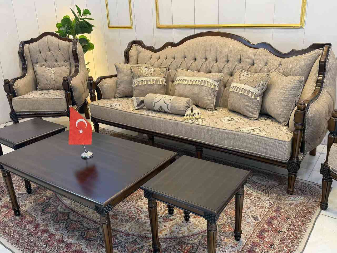 #جديدنااااا 

التميز الأختلاف الرقي الفخامة
جميعها تكمن وتنجمع في بضاعة معرض عباس مردان الجميلي 

         ⚡️تخم كلاسك جستر الحديث ⚡️

10 مقعد + طبلة وسطية وسيت كوشات هدية 

معرض عباس مردان الجميلي دومًا يبحث لكم عن كل ماهو عصري وحديث ليوفره لكم زبائننا 
لجعل منازلكم وتزينها ب أبهى موديلات الموبيليا العصرية 

يوجد توصيل جميع محافظات العراق 🇮🇶 

العنوان  ...  ديالى الخالص ناحية هبهب 

📞للأستفسار 📞
***********

⏰ 
أوقات العمل طيلة أيام الأسبوع من ساعة 8 صباحًا لغاية 9 مساءاً
