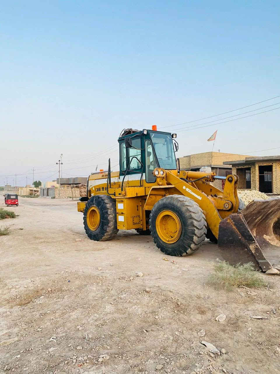 سلام عليكم شفل حجم ٧٠ كاوسكي موديل ١٩٩٥ سنويه ٢٠٣٠ مكينه جاهزه من كلشي كير ومحرك وتركم وكسلات تخم تاير حداديه جديده كهربايات جديده مكينه جاهزه من كلشي ماناقصه شي مكانه فلوجه سعر 280 وبيه مجال الشري تواصل ***********
