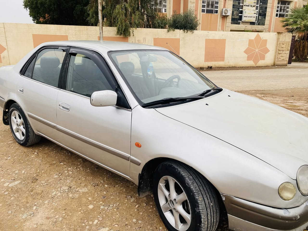 السلام عليكم كورلا موديل 98 نضيفه شوفت عينكم تبريد تدفئه محرك وكير اوتو شرط صدر امامي وخلفي جديد اريدها مراوس ب BM525 مسكر اوتو مو عادي  حصرااا وكون نضيفه مامتعوبه 
***********
هذا رقمي 
Mohammed Al-Azawi
