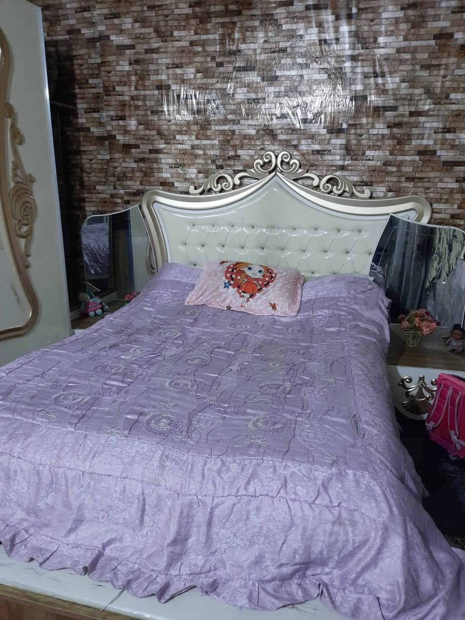 غرفه تركيه ظخمه ٧ قطع كنتور ٣ متر  السعر ٤٠٠ وبيهه مجال بغداد مدينه الصدر هاتف ***********
