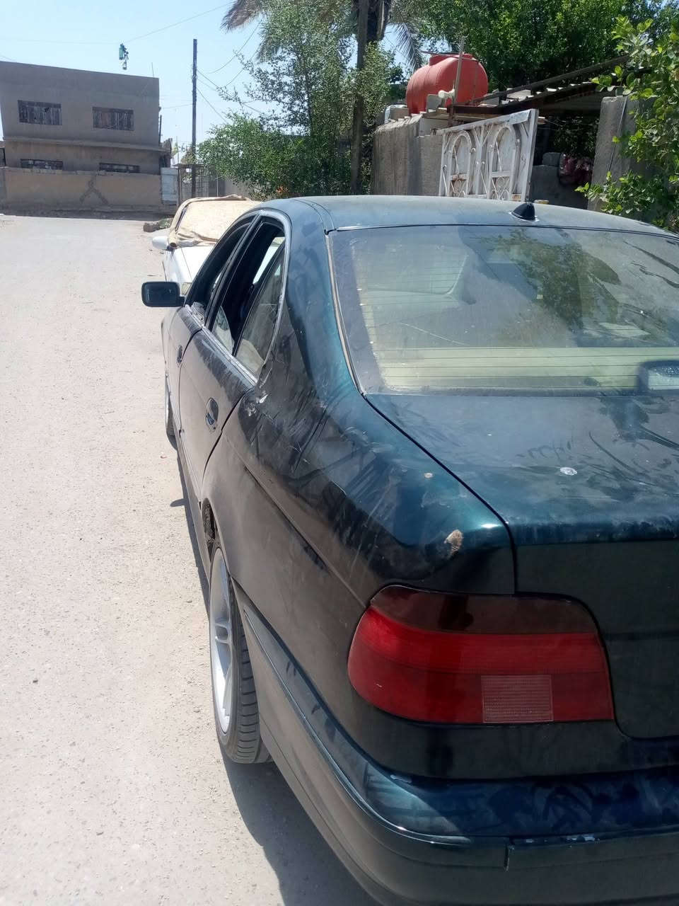 بي ام دبليو 97 رقم بغداد الماني كير ومكينه خير من الله سياره حلوه ترايك وين متريد تحويل ثاني يوم لسعر 35 وبي مجال رقم لموبايل ***********
