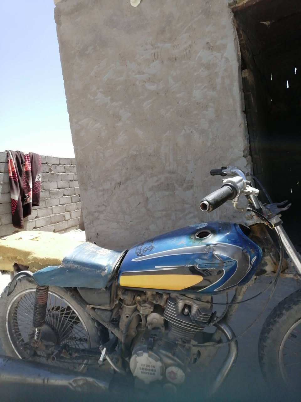 اربعه كير للبيع عليها محرك ستوته
عوزها بس كشن 125 وبيها مجال حك الجيه العنوان طريق كربلاء نجف عمود 711.@@ ***********
