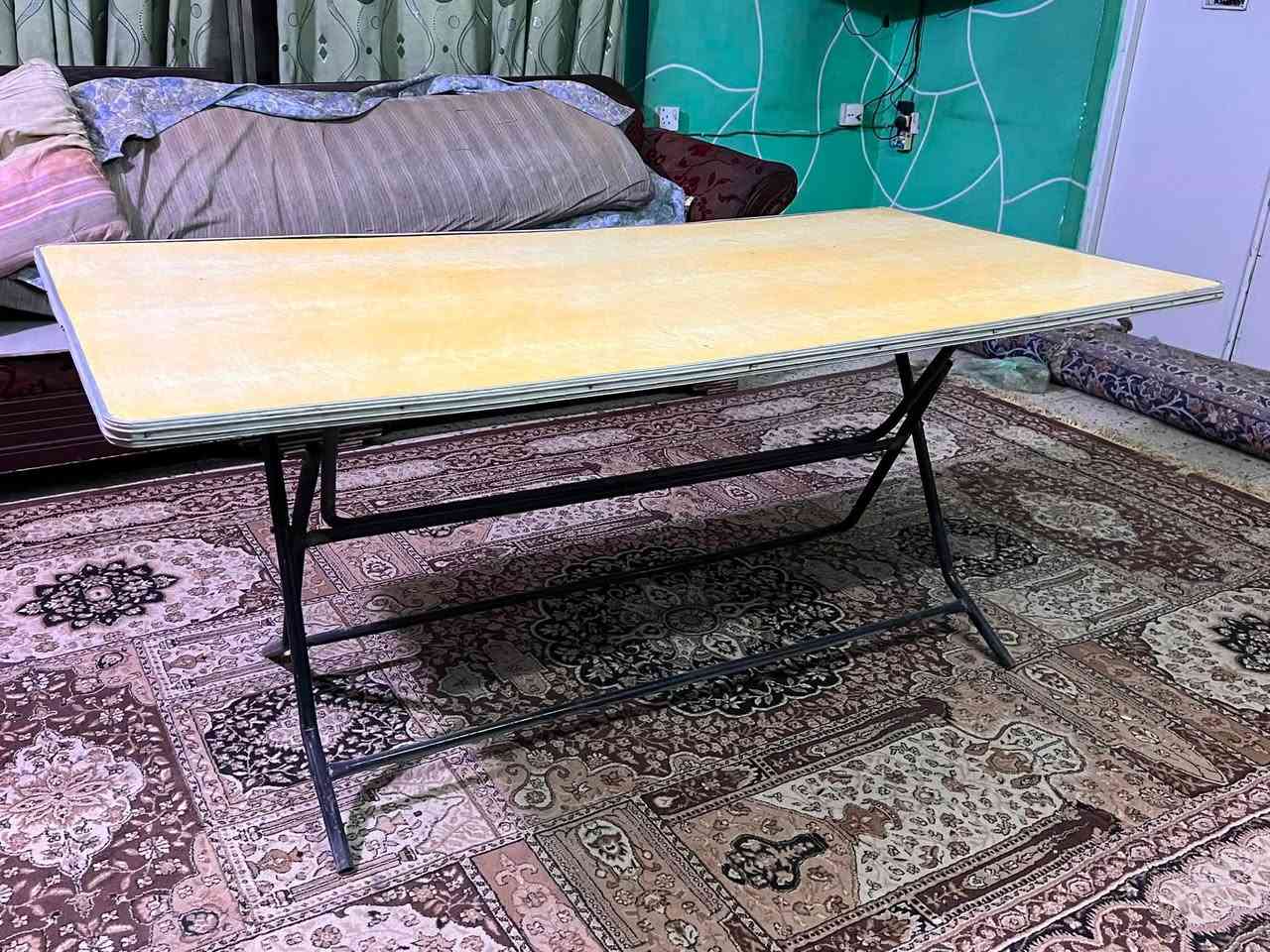 غراض. كلشي وسعرة بغداد الامين 
***********
