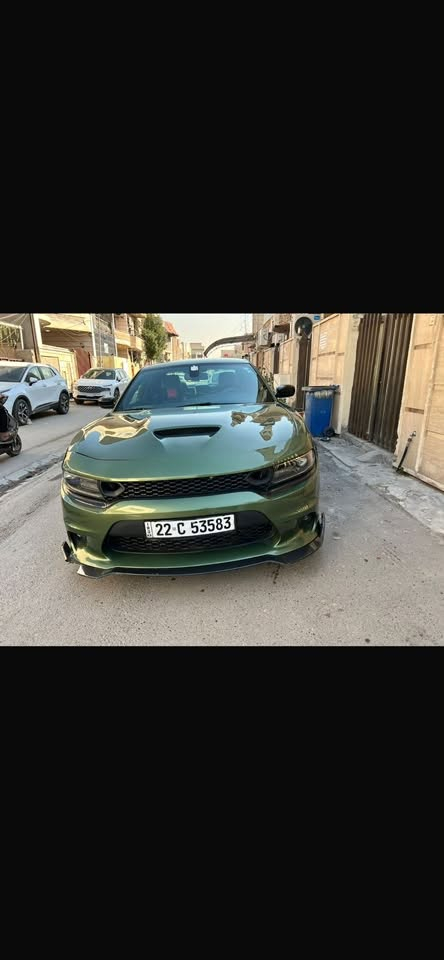 سلام عليكم جارجر زيتوني موديل ١٨ سياره نص موصفات كشنات حضن تدفىه ستيرن خزن ميموري وتبريد كشن مكينه ٦سلندر شاشه جبيره وسياره جاهزه من كلشي حادثها جاملغ امامي بدون دواخل وبنيد محدث فتحه وجاملغ خلفي وقبغ جنطه مبدل نفس لون ولقماره بيها كلير للاتصال *********** للاستفسار اكثر ع خاص وسعر ١٦ وبيها مجال نشالله
