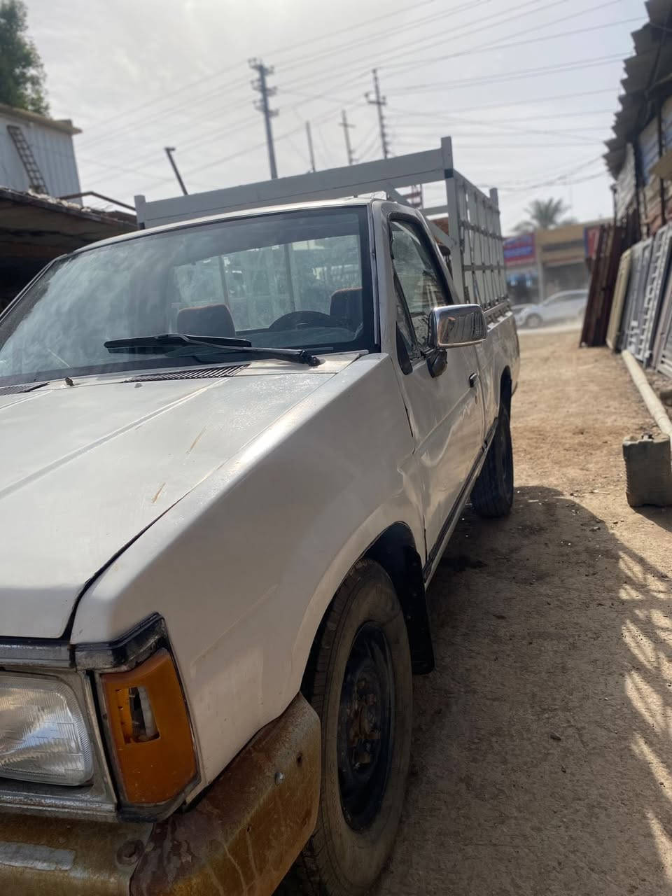 لام عليكم نيسان داكسن موديل ١٩٩٣مصبوغه عام رقم انبار مشروع وطني التفاصيل اتصال عل الرقم 
***********
السعر ٣٥وبي مجال 
مكلف بل نشر ؟
