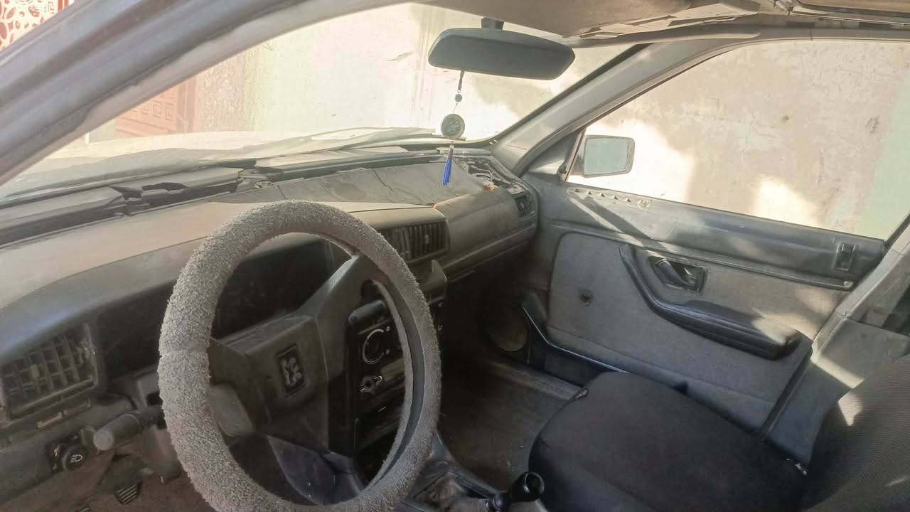 بيجو سنويه وصل مامحدث ابيعك ربط ومكاتبه وشرط مامطلوبه السياره متروكه يعوزها باتري وتشتغل مابيها شي ولباقي كدام العين السعر ٧ ورقات فحم في فحم الشراي يتصل مكاني حي القاهره ***********
