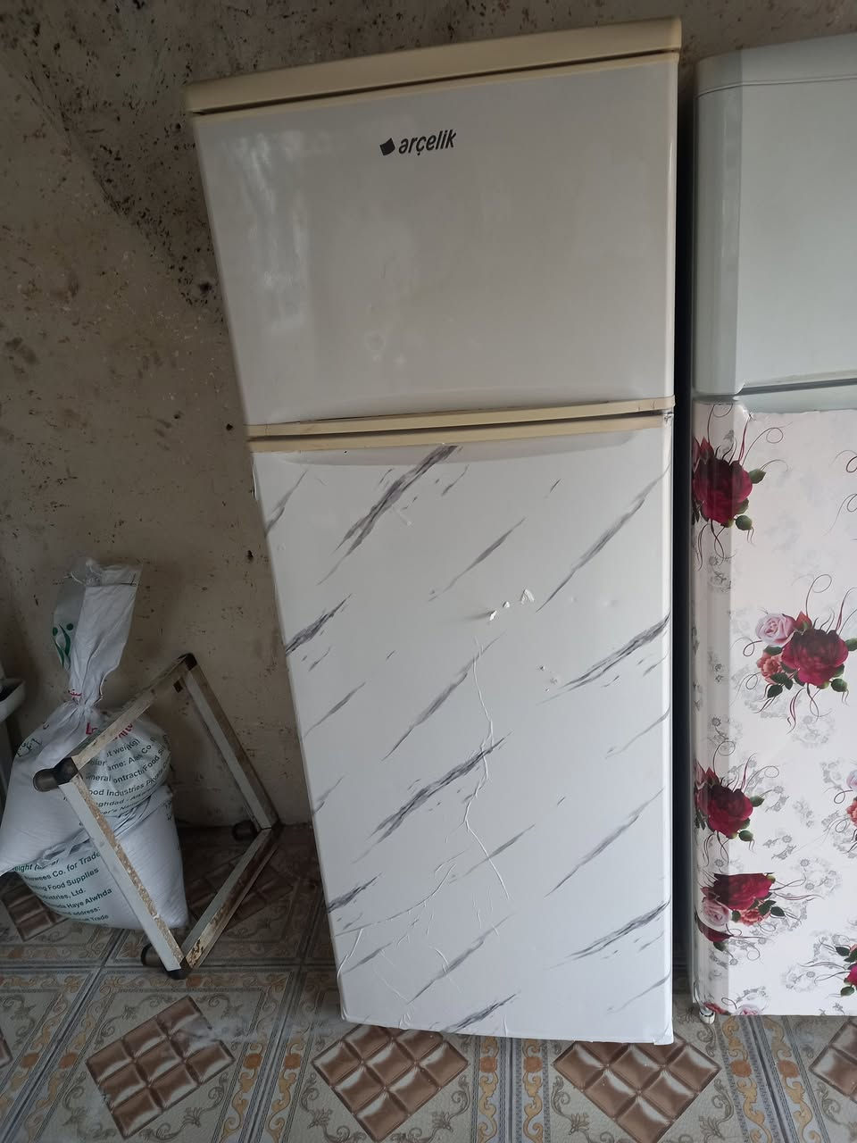 ثلاجه على 110 وبيها مجال تعال خاص وتدلل الشرطه الشغل


**إذا كنت صاحب هذا الإعلان وتريد حذفه لأي سبب، رجاءا أرسل رسالة إلى الدعم الفني**