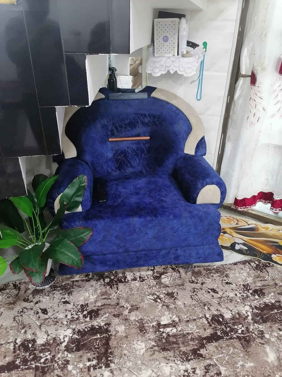 السلام عليكم تخم تكمه شغل ثكيل ومرتب سبب البيع ضيق المكان السعر 250 مكاني حله ابي غرق ***********
